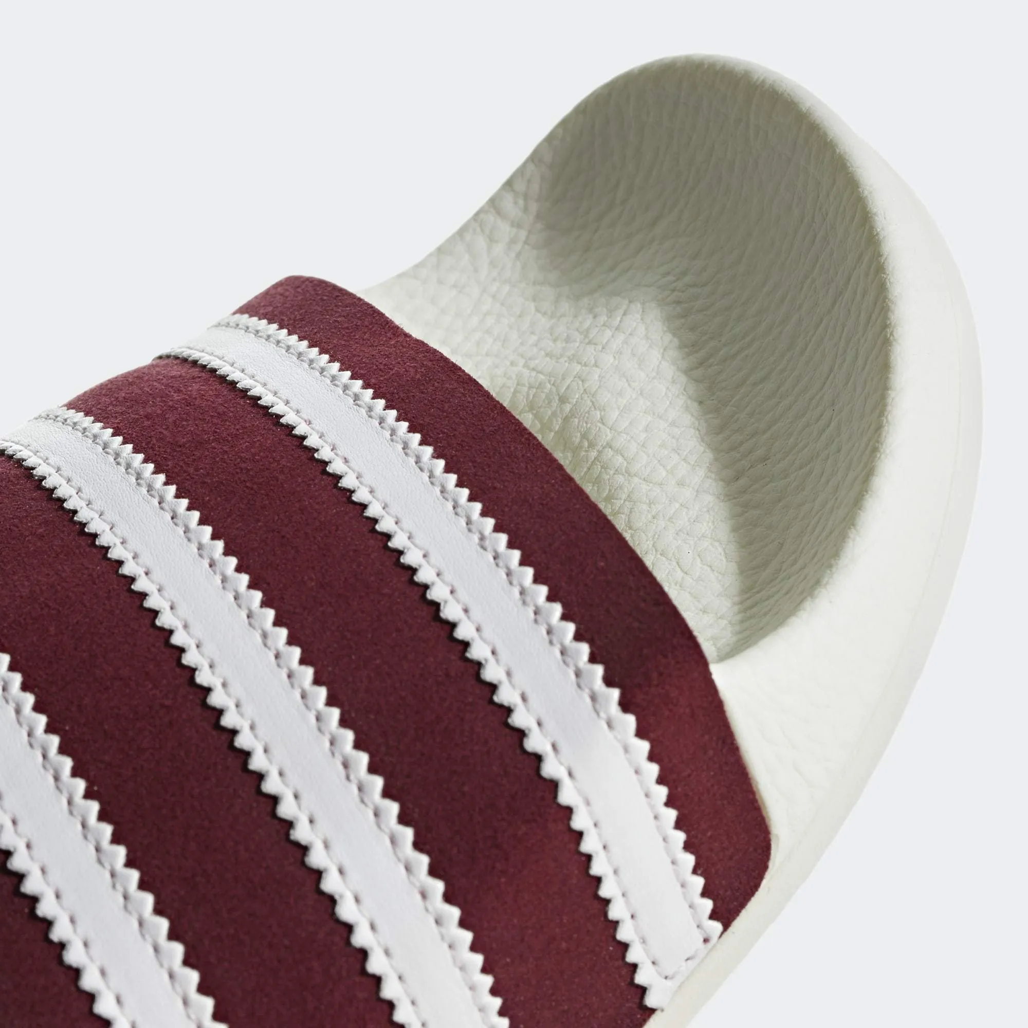 ADILETTE SLIDES COLLEGIATE BURGUNDY / CLOUD WHITE / OFF WHITE