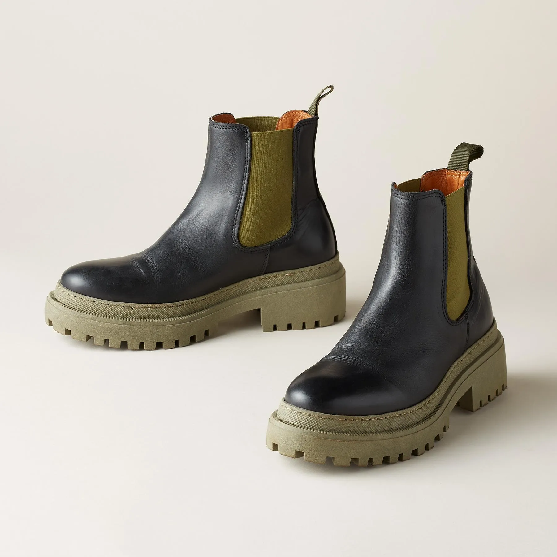 Iona Chelsea Boots