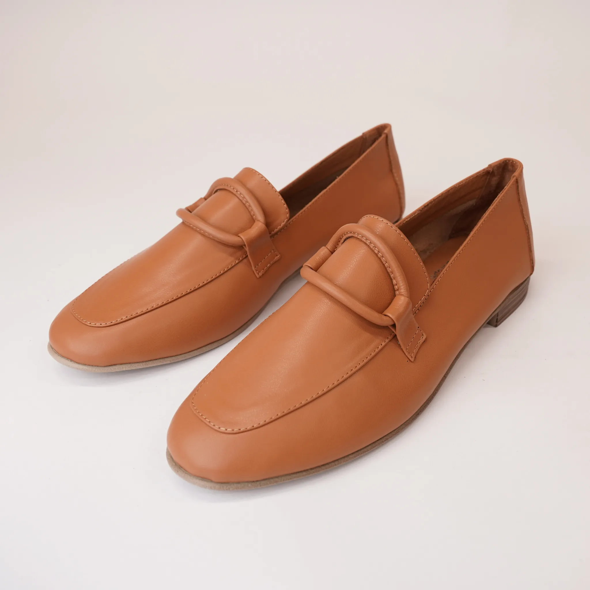 Joanne Coconut Leather Loafers