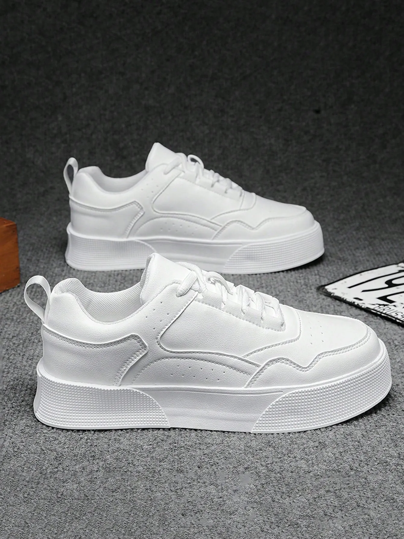 Men's New Style Thick Bottom Height Increasing Breathable White Shoes,