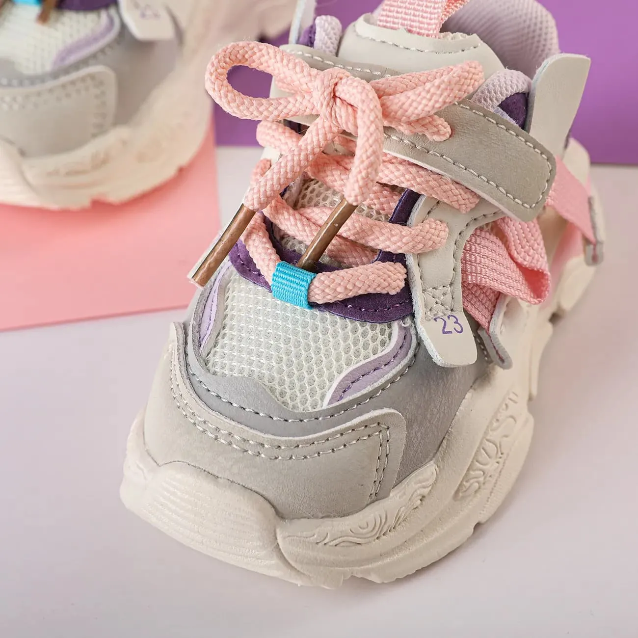 Nova - Baby Sneaker