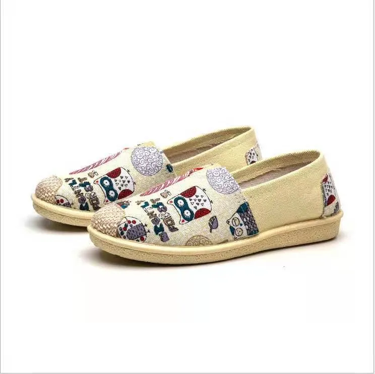 Style Breathable Slip-on Flat Soft Canvas Shoes