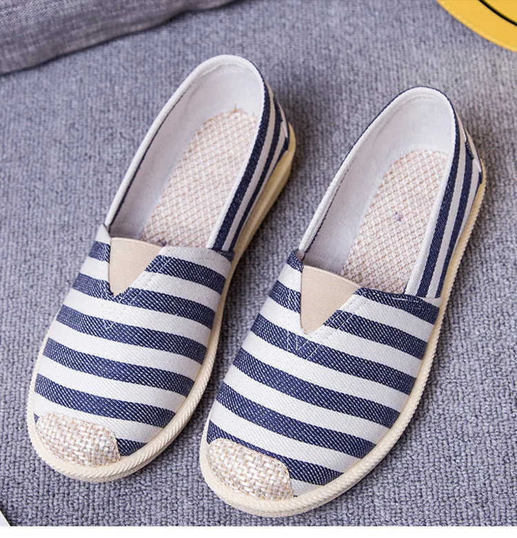 Style Breathable Slip-on Flat Soft Canvas Shoes